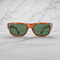 Honey / Green Tint