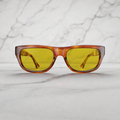 Honey / Yellow Tint